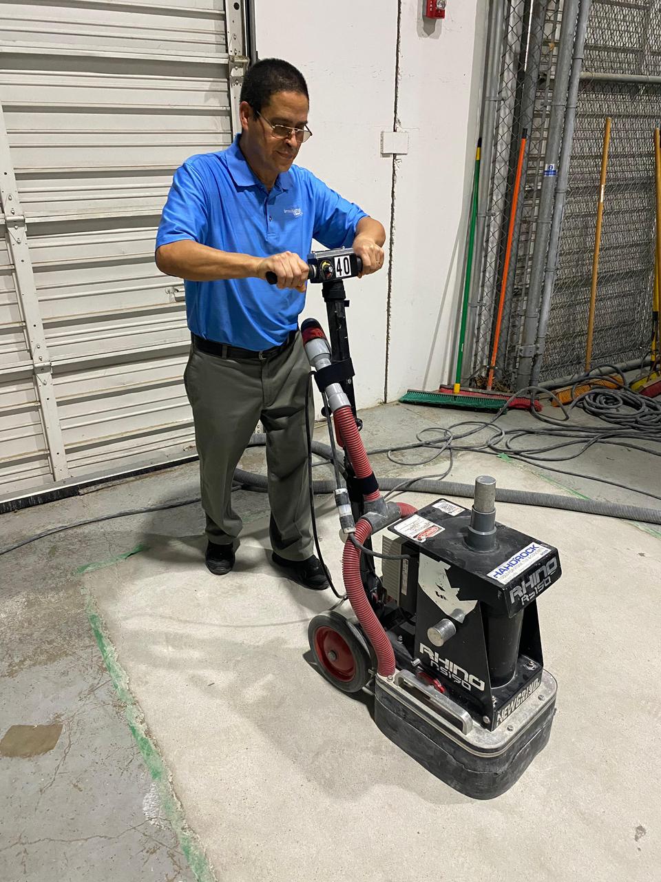Lakeland cleaning company employee providing commercial cleaning services